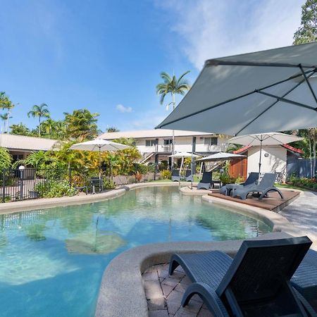 Lychee Tree Holiday Apartments Port Douglas Exterior photo